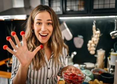 Experts say eat these 6 fruits to fight cancer-causing inflammation